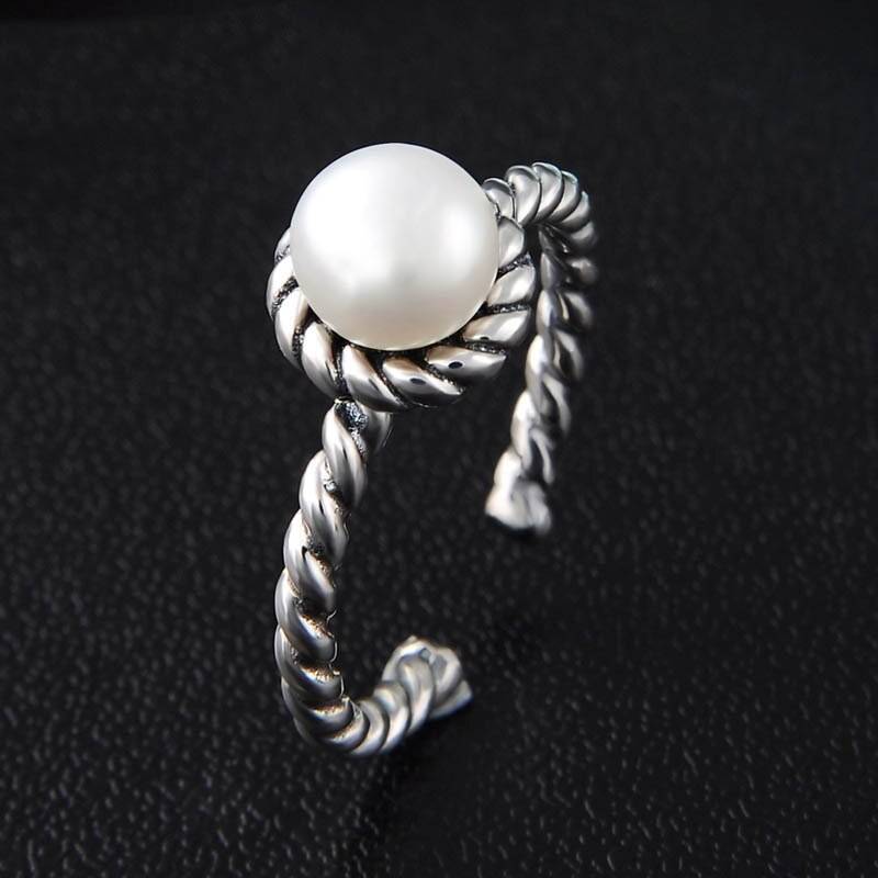 Women's Twisted Silver Ring with Round Natural Pearl