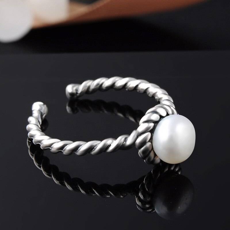 Women's Twisted Silver Ring with Round Natural Pearl